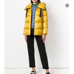 Moncler Serin Puffer Coat
